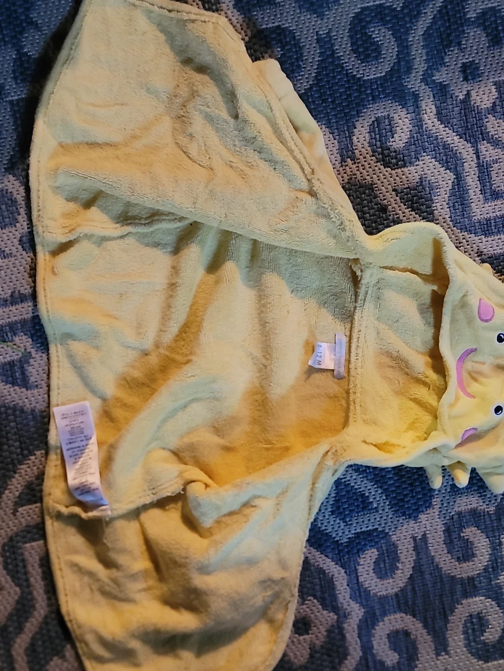 Pottery Barn Baby Sun Shine Robe Towel - Size 6-12 Months